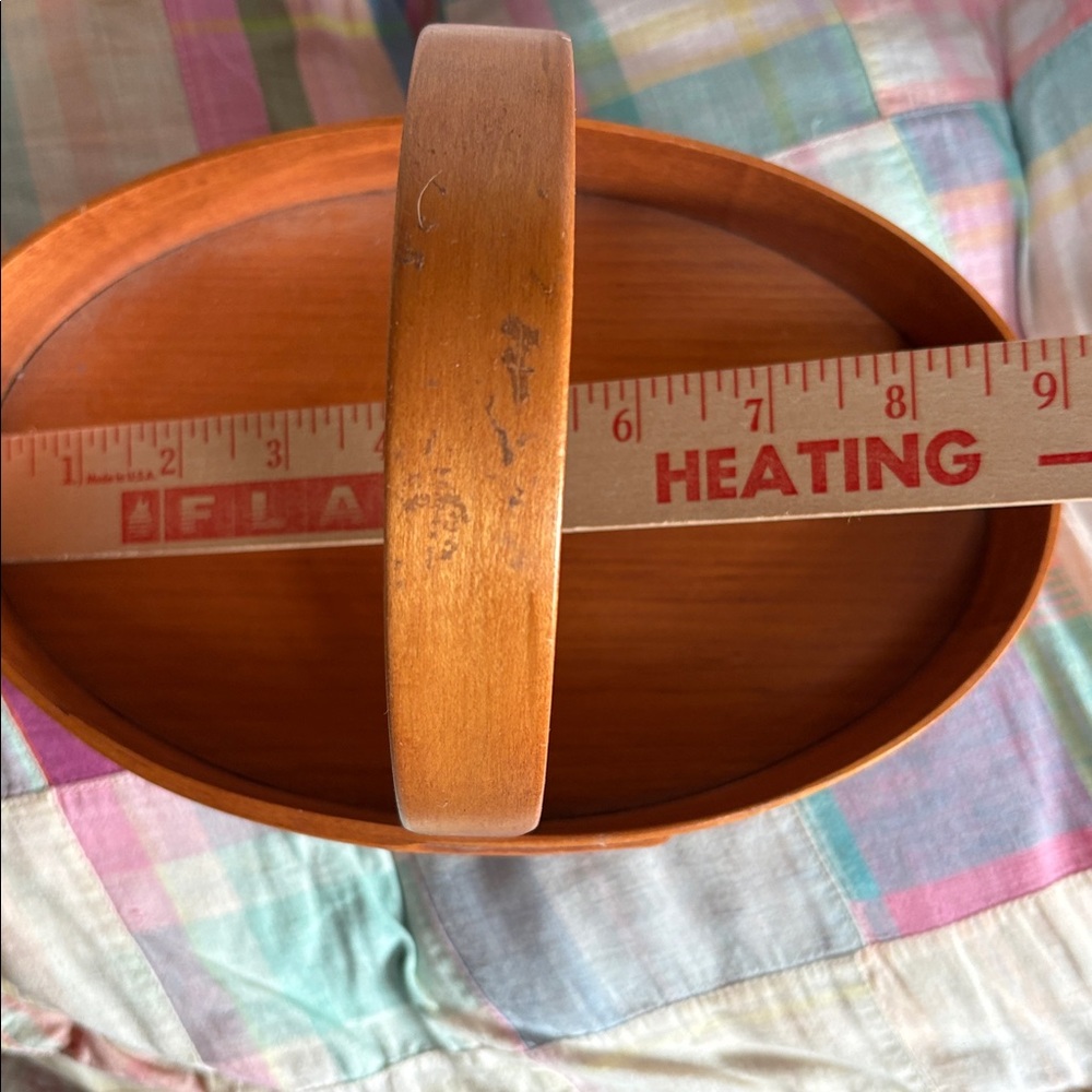 Gerald E Henn Shaker Wood Basket - Picture 11 of 16